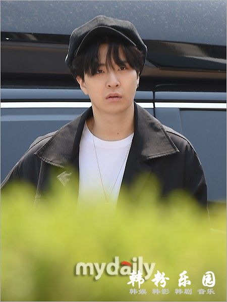 韩国人气男团GOT7首尔参加KBS电台节目录制