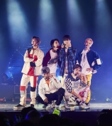 NCT DREAM首个单独演唱会画报集与LIVE专辑