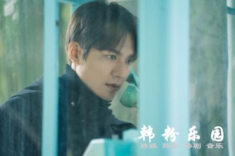 《The King：永远的君主》火烧伤痕意义 李衮打电话给谁？