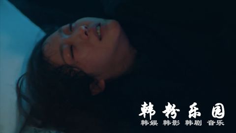 《The King：永远的君主》火烧伤痕意义 李衮打电话给谁？