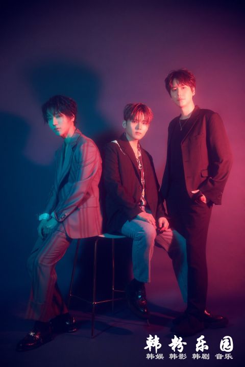 Super Junior-K.R.Y. 横扫海外各国的 iTunes 榜首