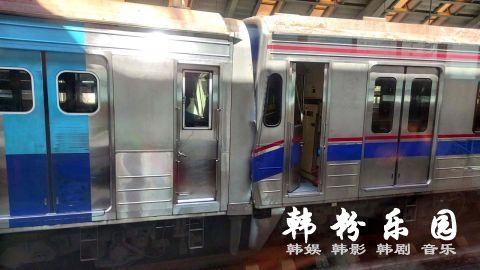 韩地铁发生追尾事件 4号线部份线路停运