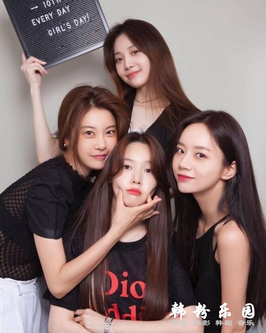 Girl's Day 纪念出道10周年 4人共聚一堂拍摄写真