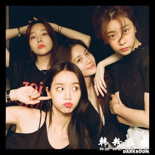 Girl's Day 纪念出道10周年 4人共聚一堂拍摄写真