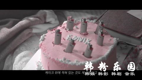 BLACKPINK Jisoo和Lisa探班 Somi新歌MV拍摄现场
