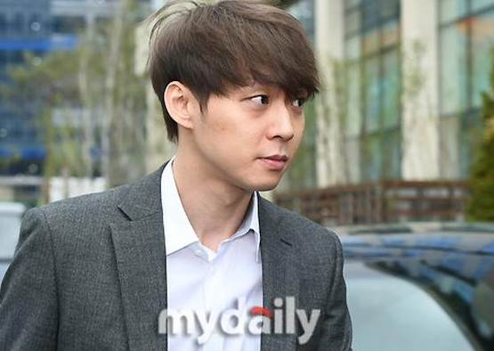 警方反驳 朴有天“不知体内毒品来由”荒唐说辞