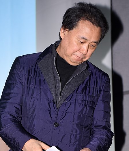 韩音乐制作人金昌焕虐待未成年艺人被判缓刑