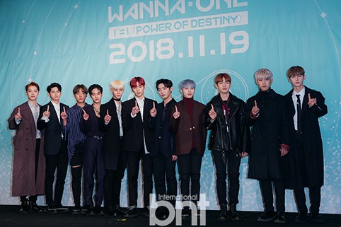 WannaOne 2周年齐聚1堂 姜丹尼尔因恋情缺席聚会