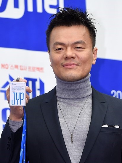 JYP经济公司代表制作人朴振荣 身为歌手复出