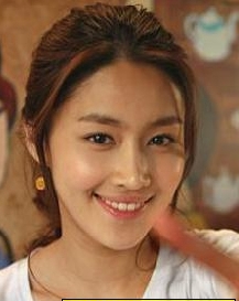 鞠知延 국지연